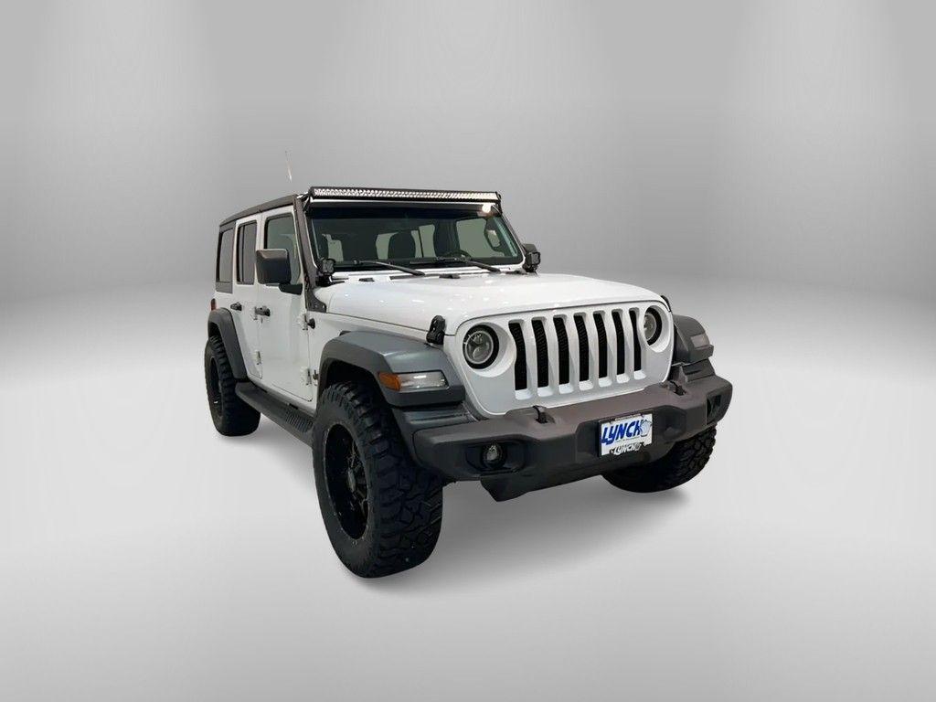 used 2022 Jeep Wrangler Unlimited car, priced at $31,995