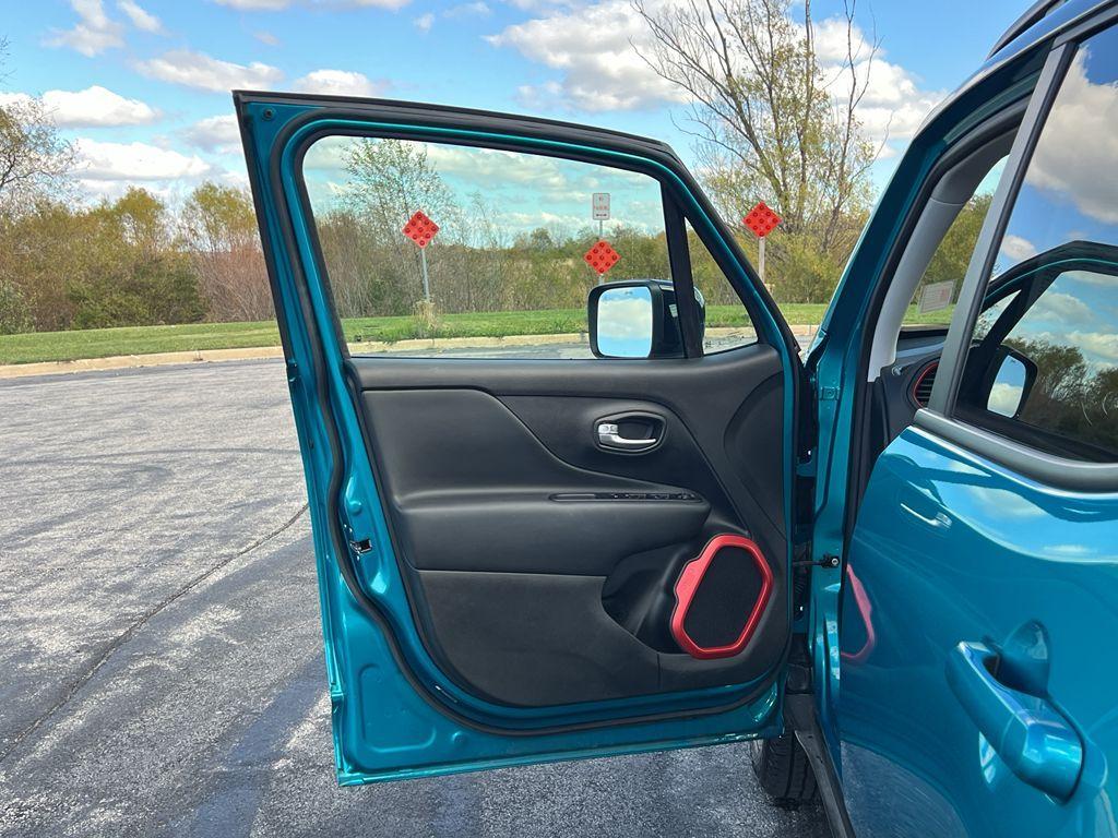 used 2022 Jeep Renegade car, priced at $22,895