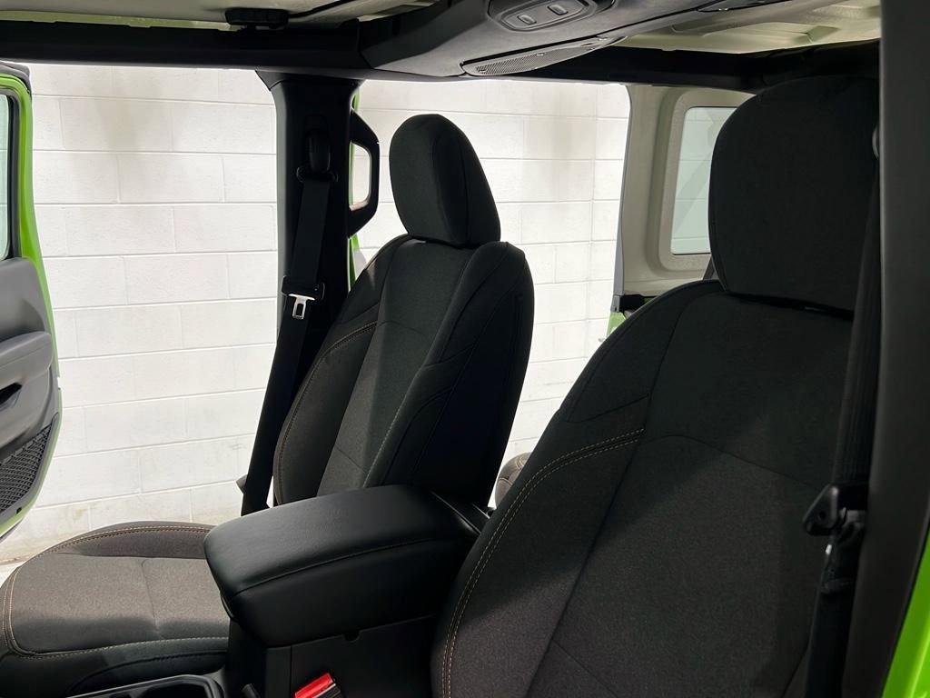 new 2025 Jeep Wrangler car, priced at $54,266