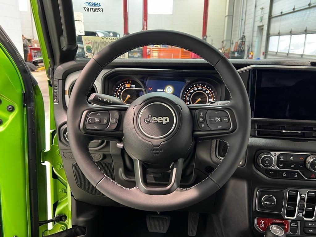 new 2025 Jeep Wrangler car, priced at $53,871
