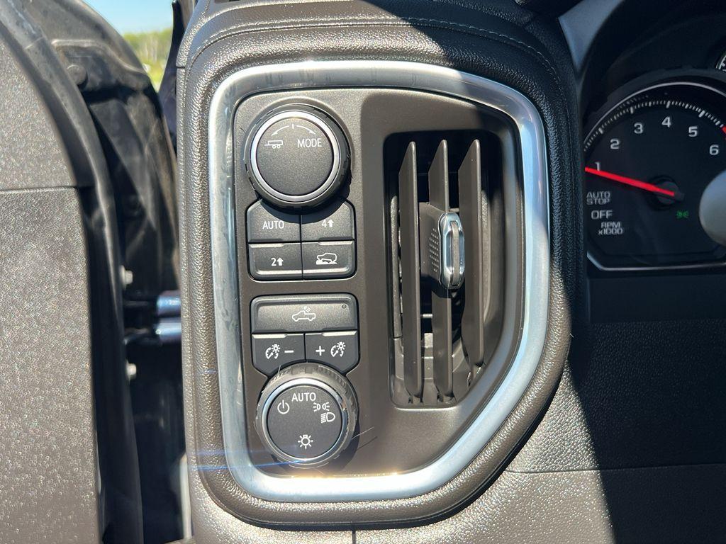 used 2022 Chevrolet Silverado 1500 Limited car, priced at $32,195