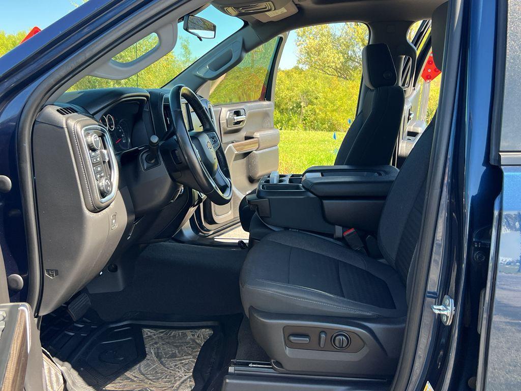 used 2022 Chevrolet Silverado 1500 Limited car, priced at $32,195