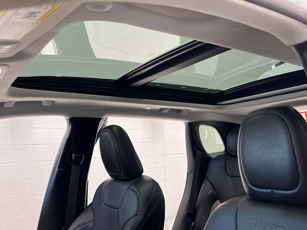 used 2022 Jeep Cherokee car, priced at $24,999