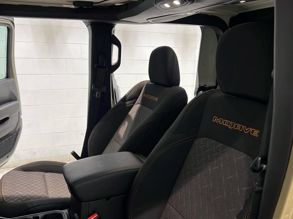 new 2025 Jeep Gladiator car, priced at $52,990