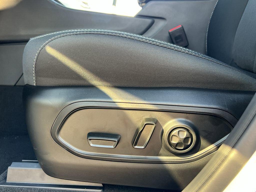 new 2025 Jeep Grand Cherokee car, priced at $38,830