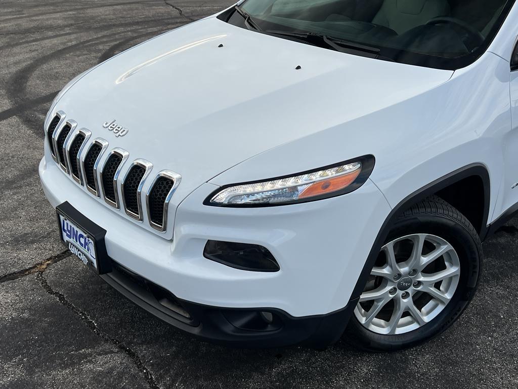 used 2015 Jeep Cherokee car, priced at $11,985