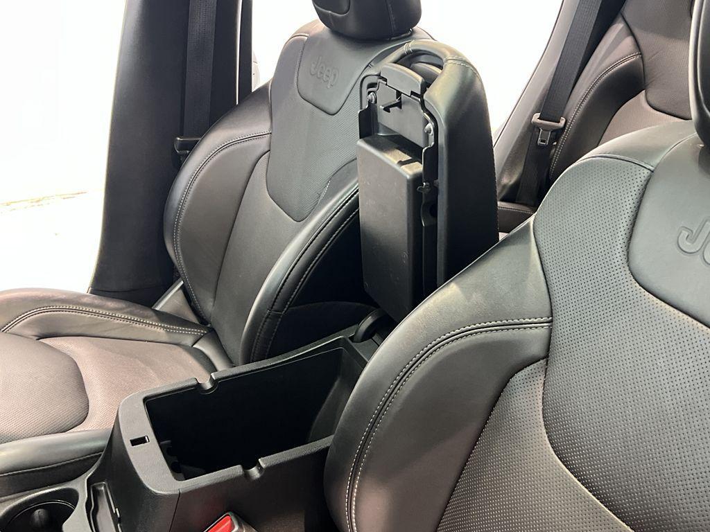 used 2022 Jeep Cherokee car, priced at $23,999