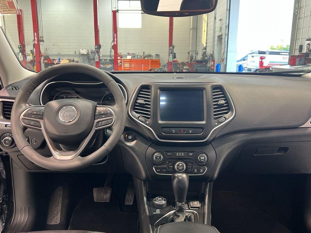 used 2022 Jeep Cherokee car, priced at $23,999