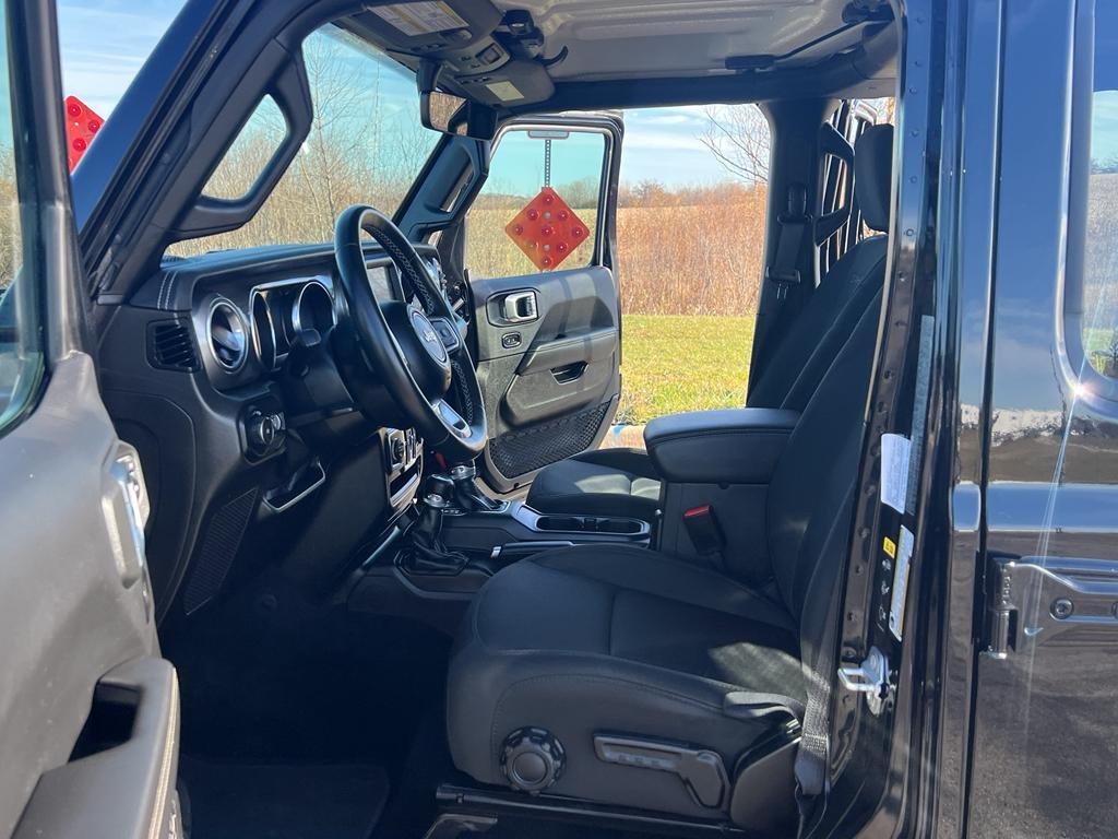 used 2021 Jeep Wrangler Unlimited car, priced at $33,495