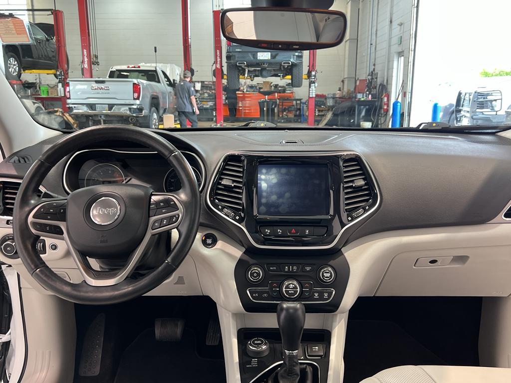used 2019 Jeep Cherokee car, priced at $18,995