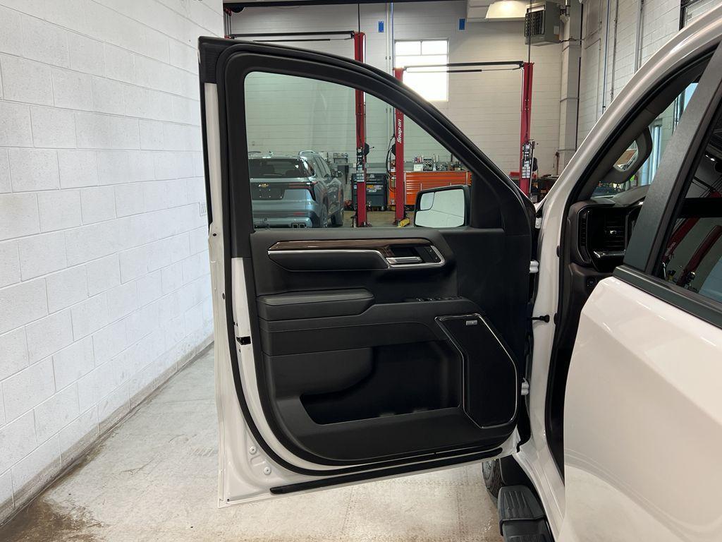 used 2023 Chevrolet Silverado 1500 car, priced at $47,495