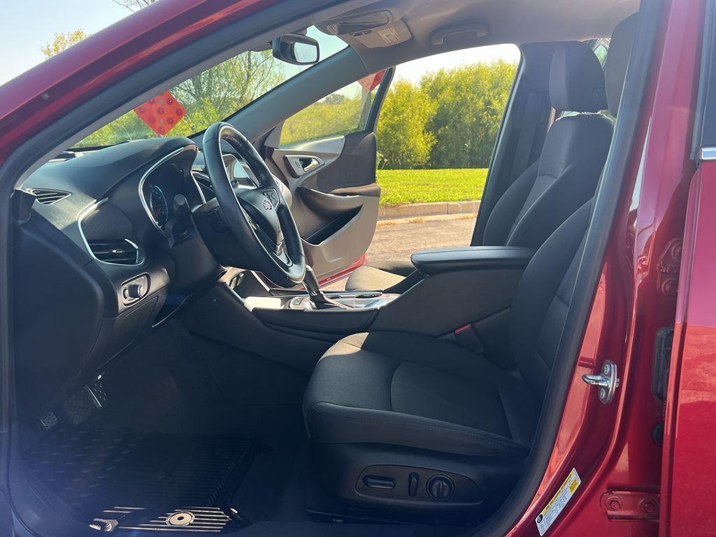 used 2016 Chevrolet Malibu car, priced at $11,295