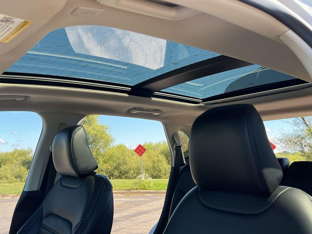 used 2024 Ford Edge car, priced at $25,990