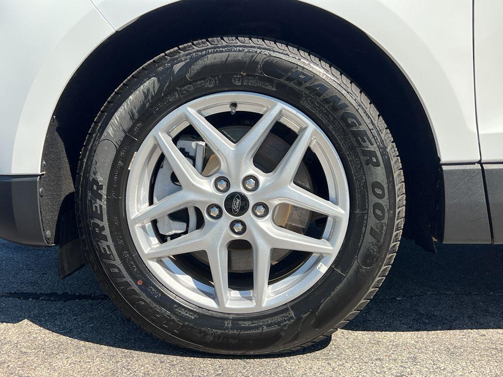 used 2024 Ford Edge car, priced at $25,990