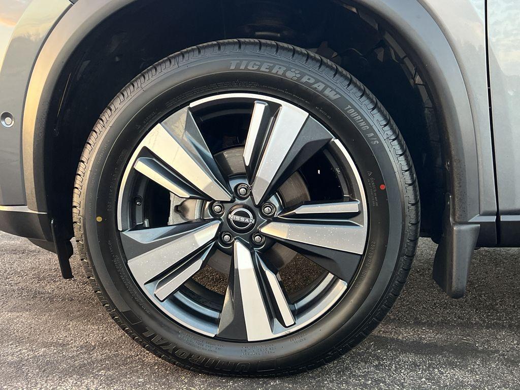 used 2023 Nissan Rogue car, priced at $27,490