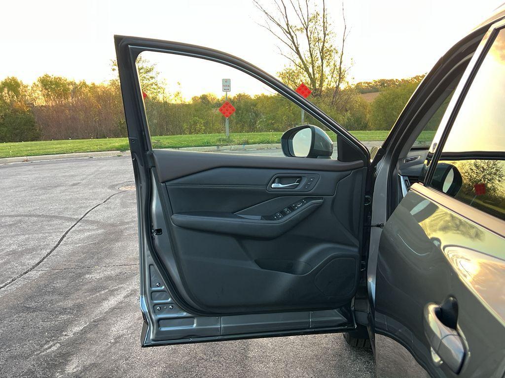 used 2023 Nissan Rogue car, priced at $27,490