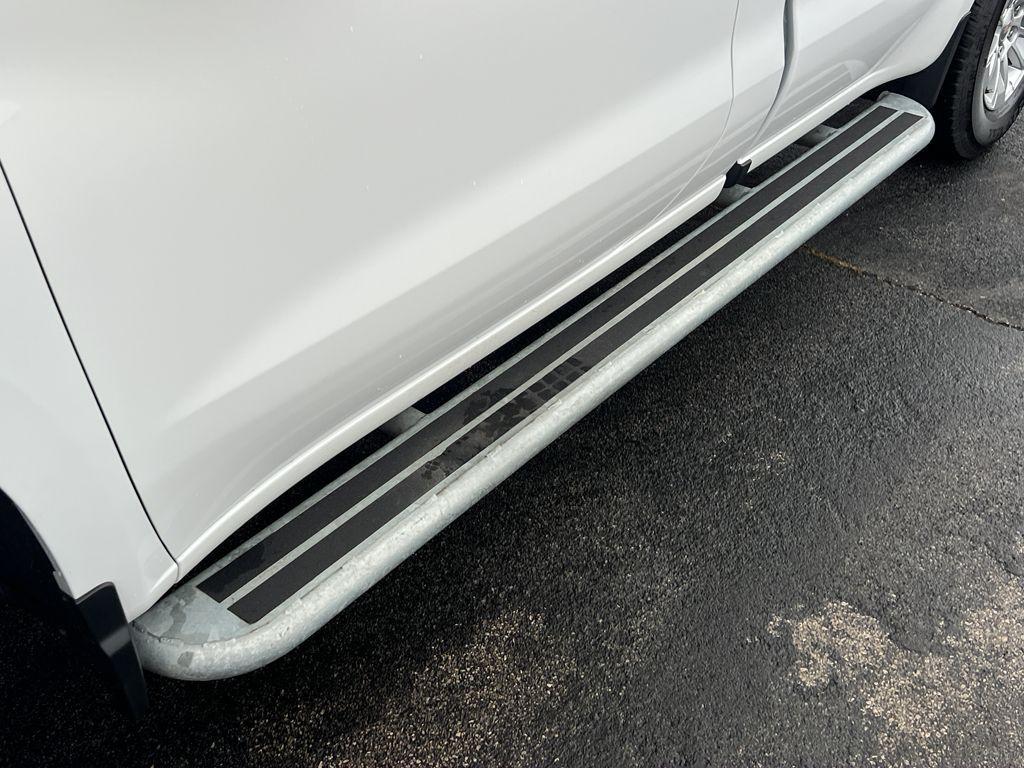 used 2024 Chevrolet Silverado 1500 car, priced at $29,995