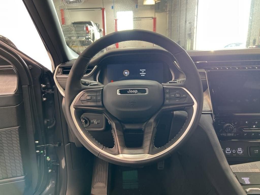 new 2025 Jeep Grand Cherokee L car, priced at $51,995