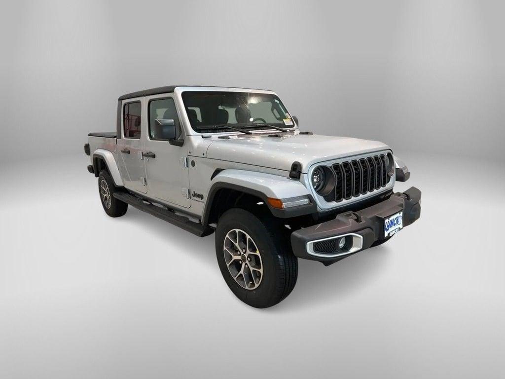 new 2024 Jeep Gladiator car, priced at $52,165