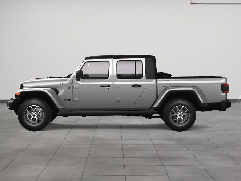 new 2024 Jeep Gladiator car, priced at $42,610