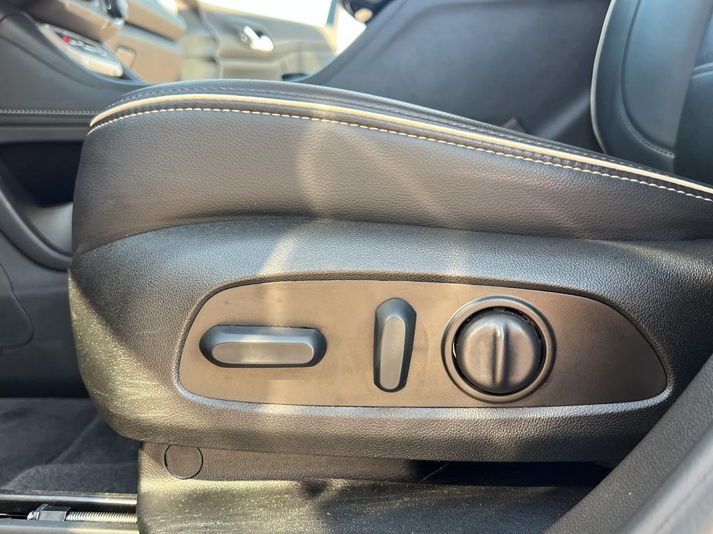 used 2023 GMC Acadia car, priced at $39,995
