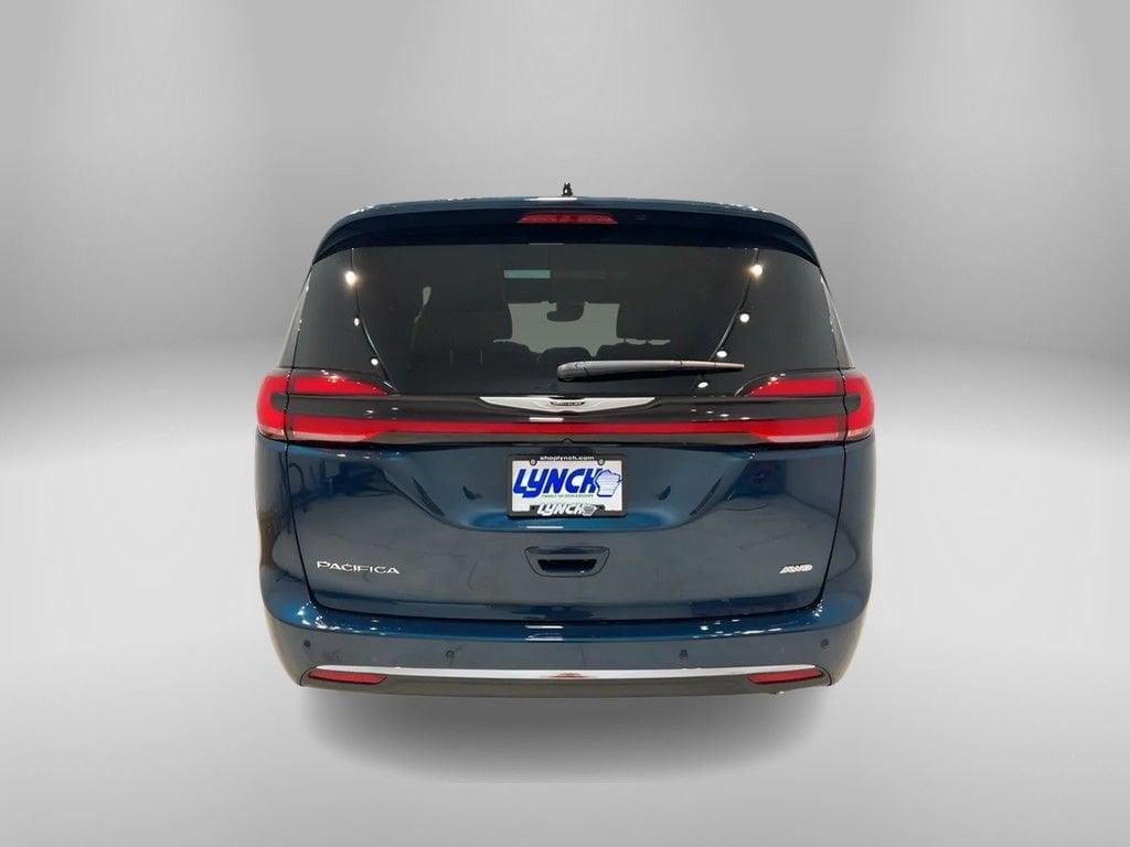 new 2025 Chrysler Pacifica car, priced at $46,438