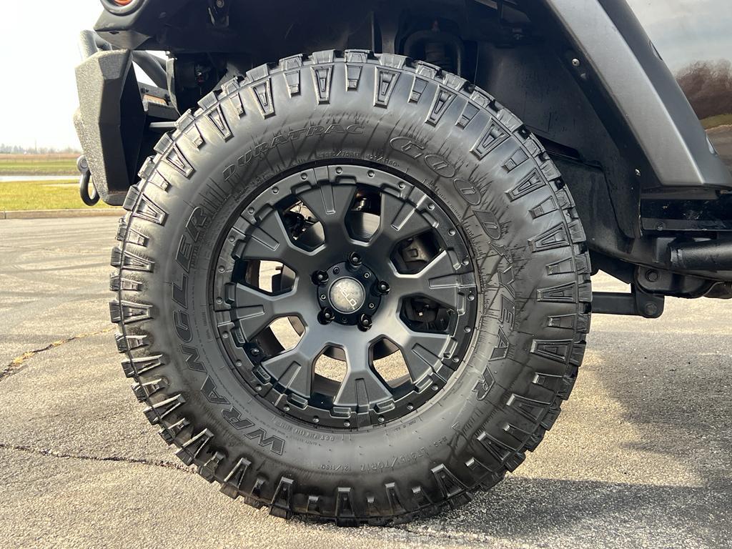 used 2016 Jeep Wrangler Unlimited car, priced at $17,995