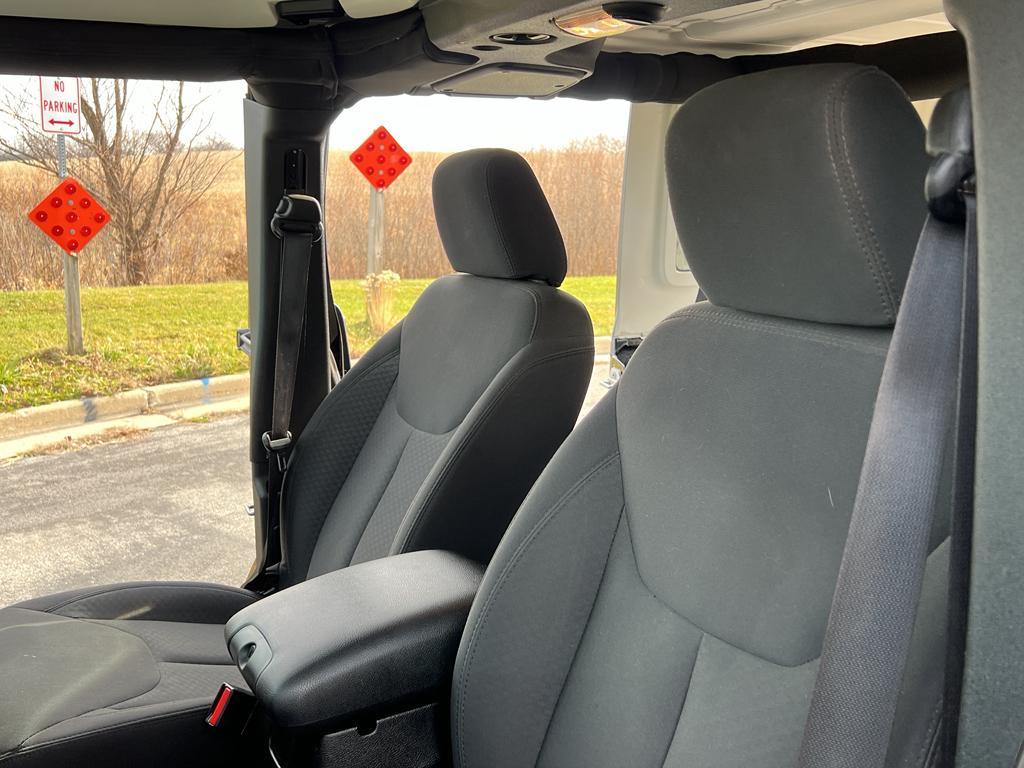 used 2016 Jeep Wrangler Unlimited car, priced at $17,995