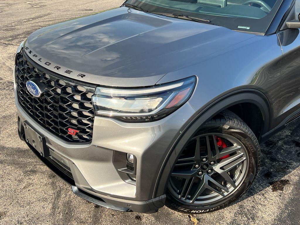 used 2025 Ford Explorer car, priced at $51,290