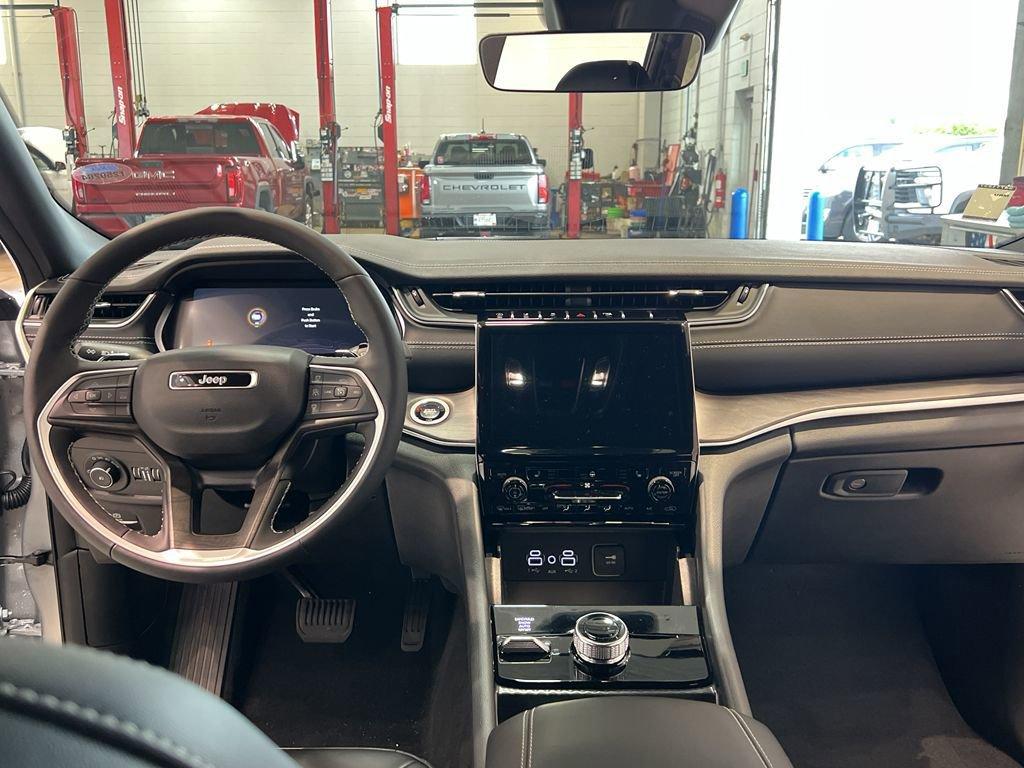 new 2025 Jeep Grand Cherokee L car, priced at $48,727