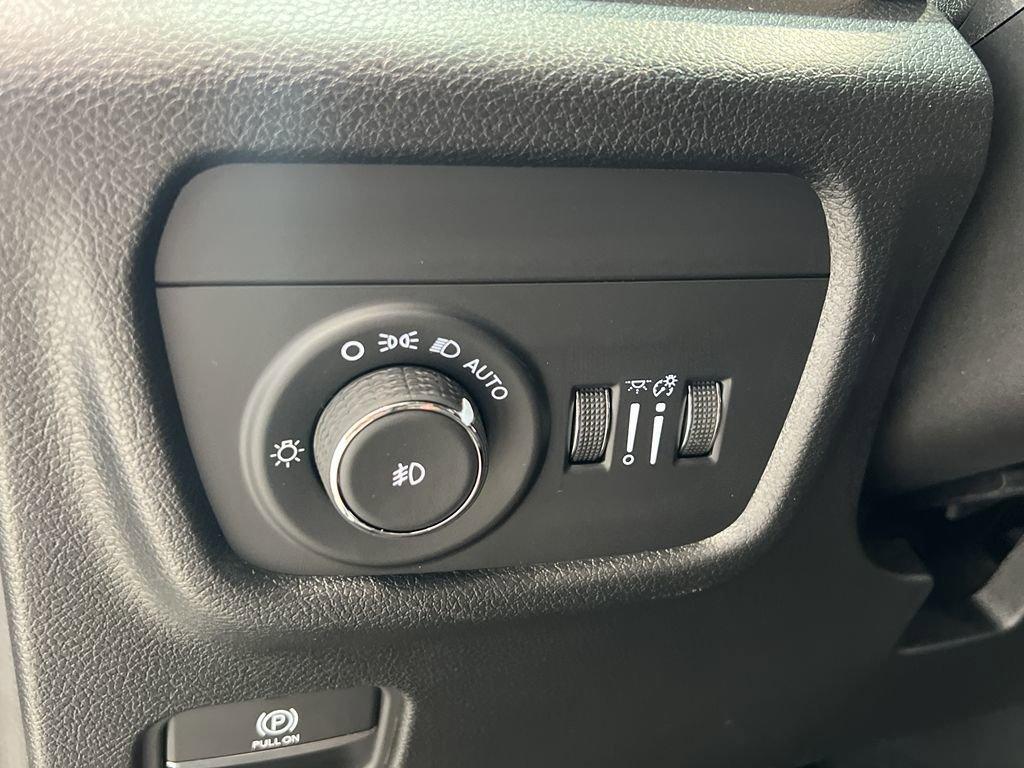 new 2025 Jeep Grand Cherokee L car, priced at $48,727