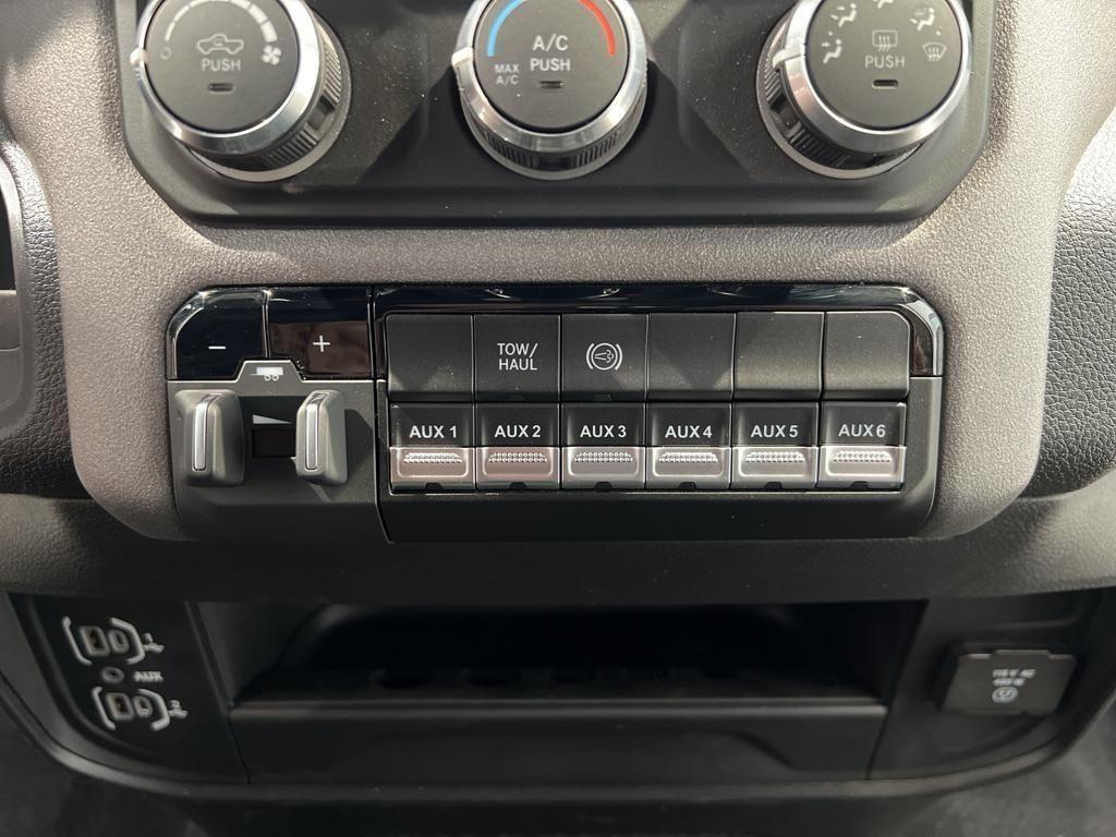new 2024 Ram 3500 car, priced at $79,294