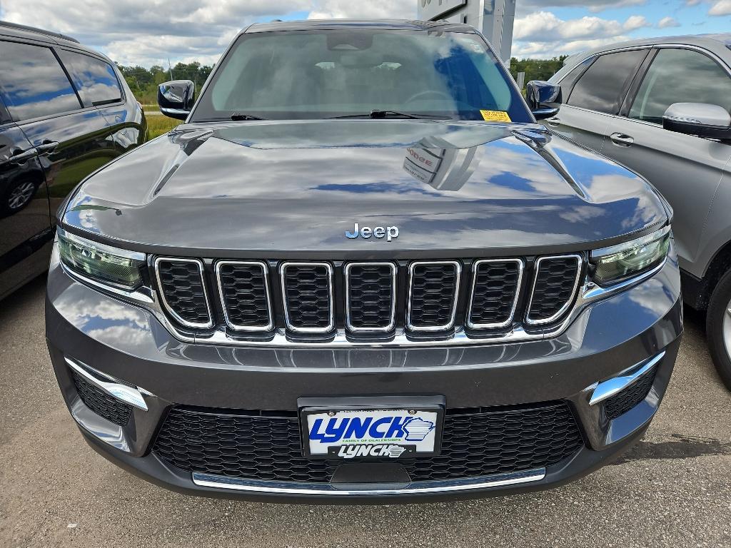 used 2022 Jeep Grand Cherokee car, priced at $32,995