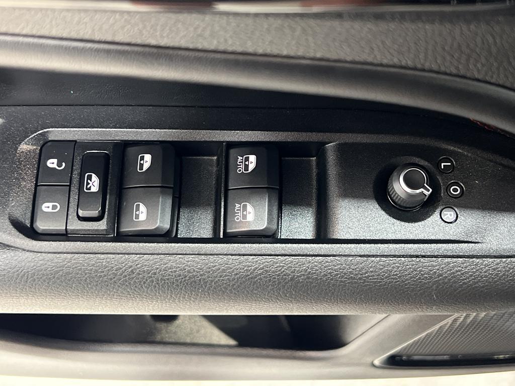 used 2022 Jeep Compass car, priced at $24,695