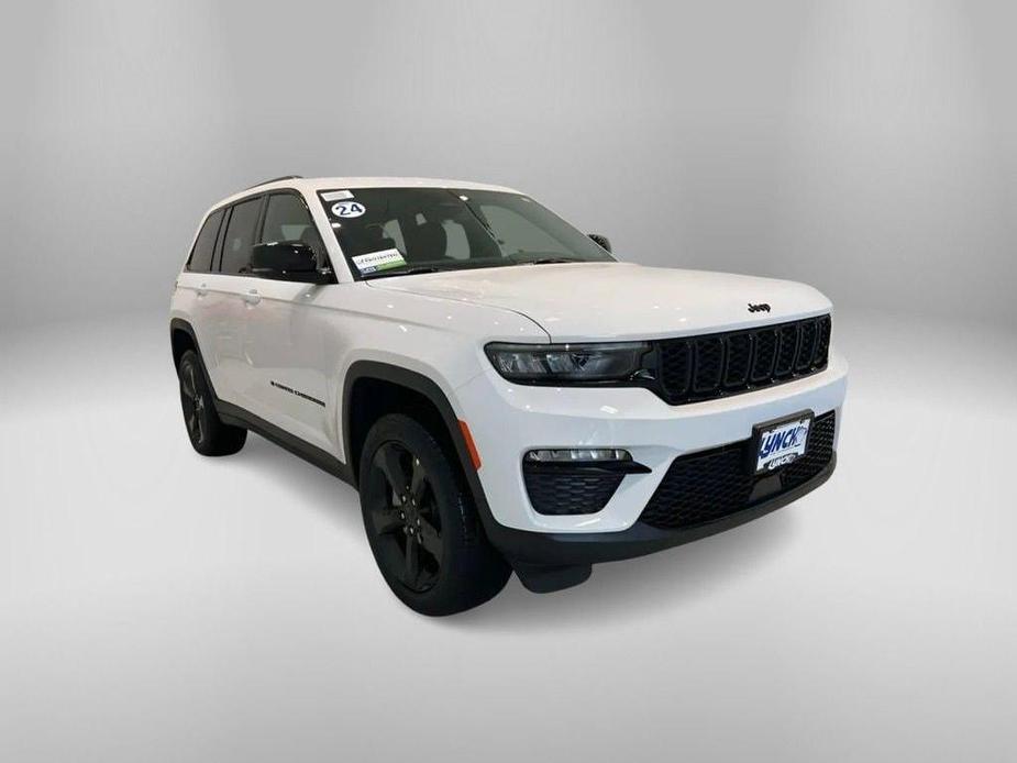 new 2024 Jeep Grand Cherokee car, priced at $46,895