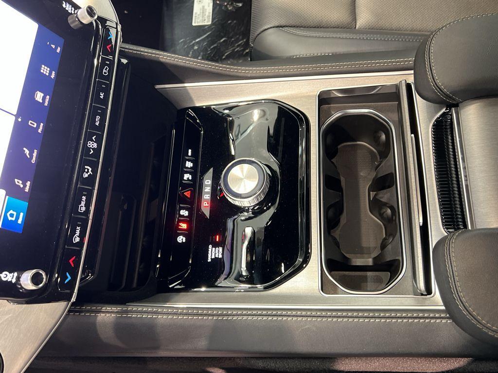 new 2025 Jeep Wagoneer L car, priced at $72,995