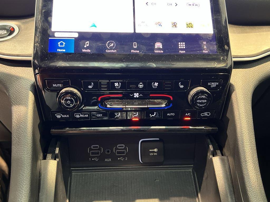 new 2025 Jeep Grand Cherokee car, priced at $48,895