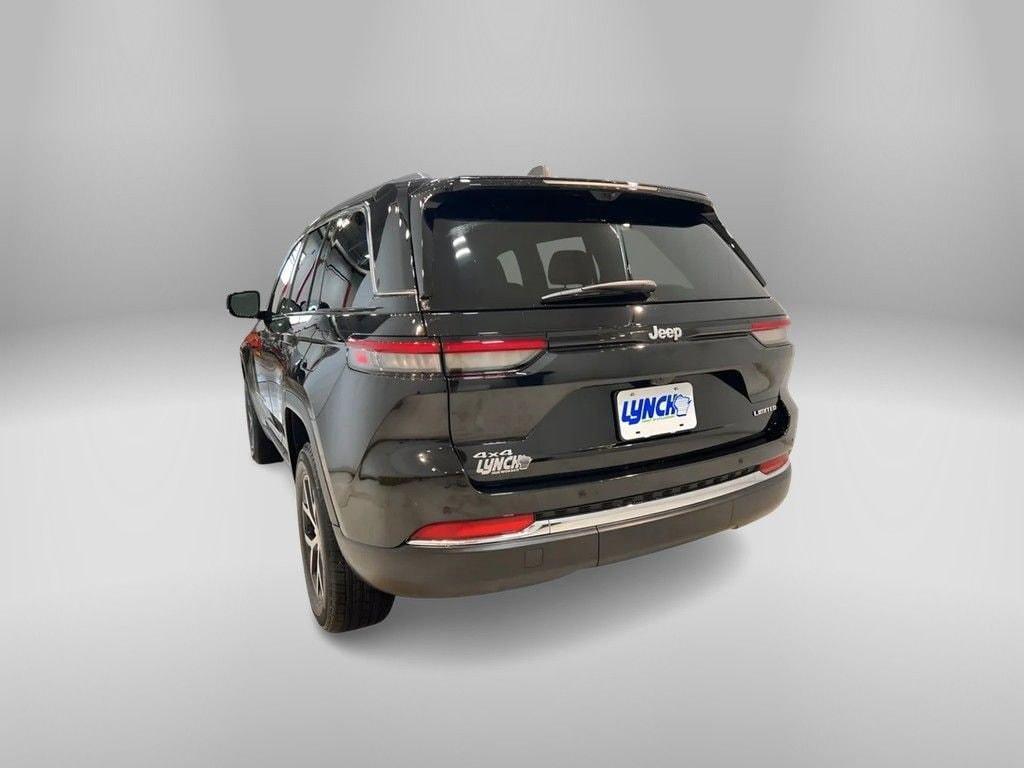 new 2025 Jeep Grand Cherokee car, priced at $48,895