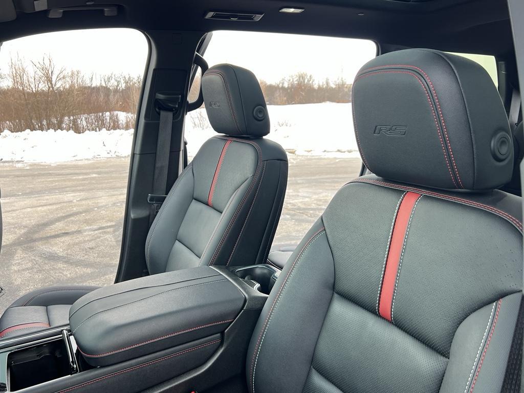 used 2024 Chevrolet Traverse car, priced at $51,995