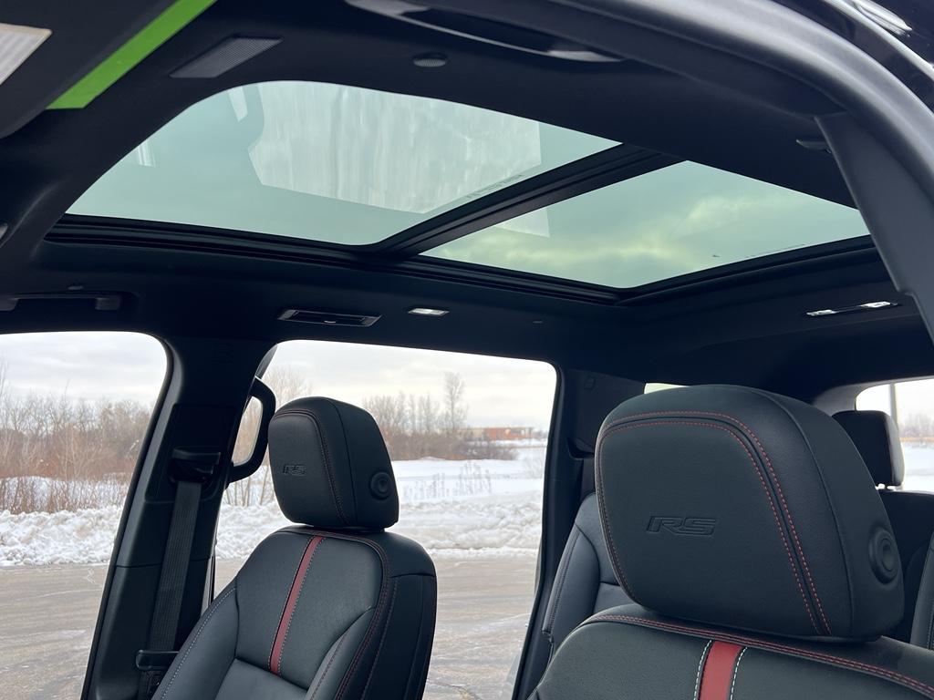 used 2024 Chevrolet Traverse car, priced at $51,995