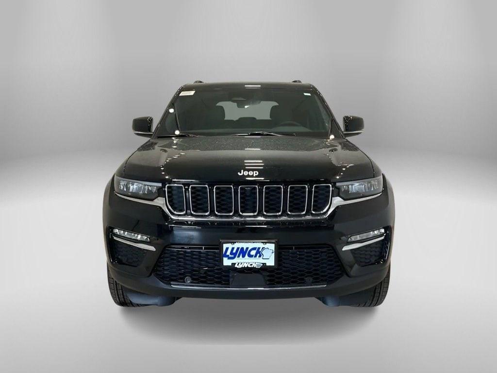 new 2025 Jeep Grand Cherokee car, priced at $50,106