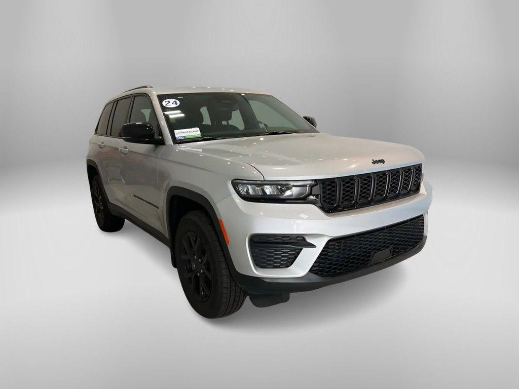 used 2024 Jeep Grand Cherokee car, priced at $42,799