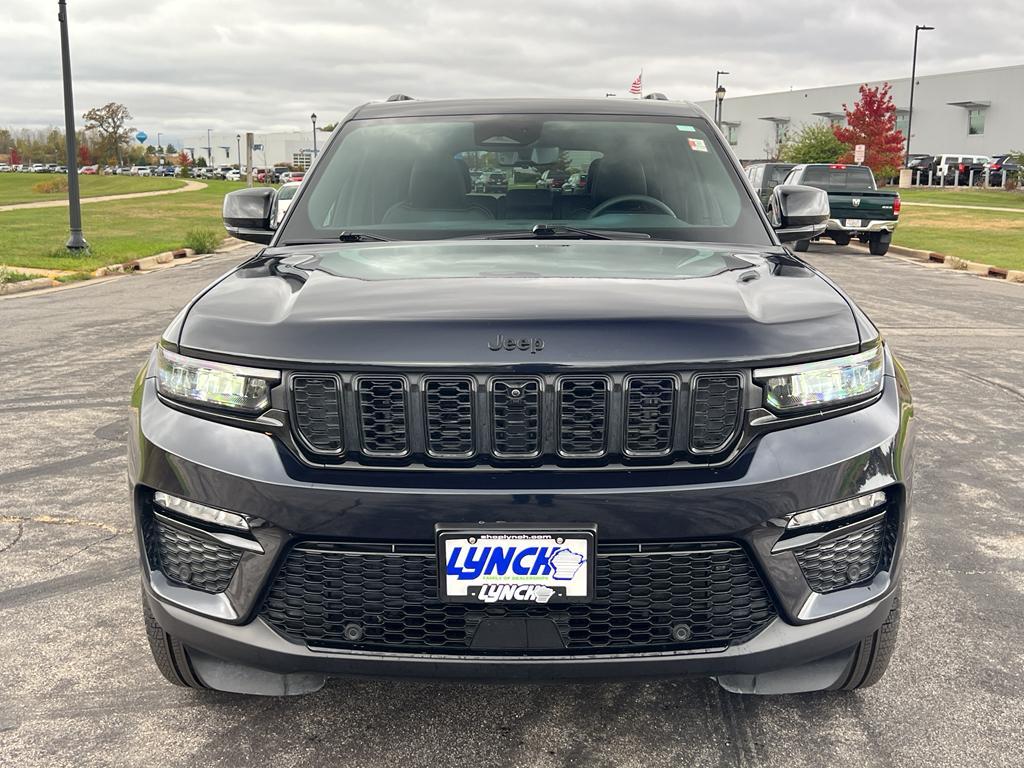 used 2024 Jeep Grand Cherokee car, priced at $39,995