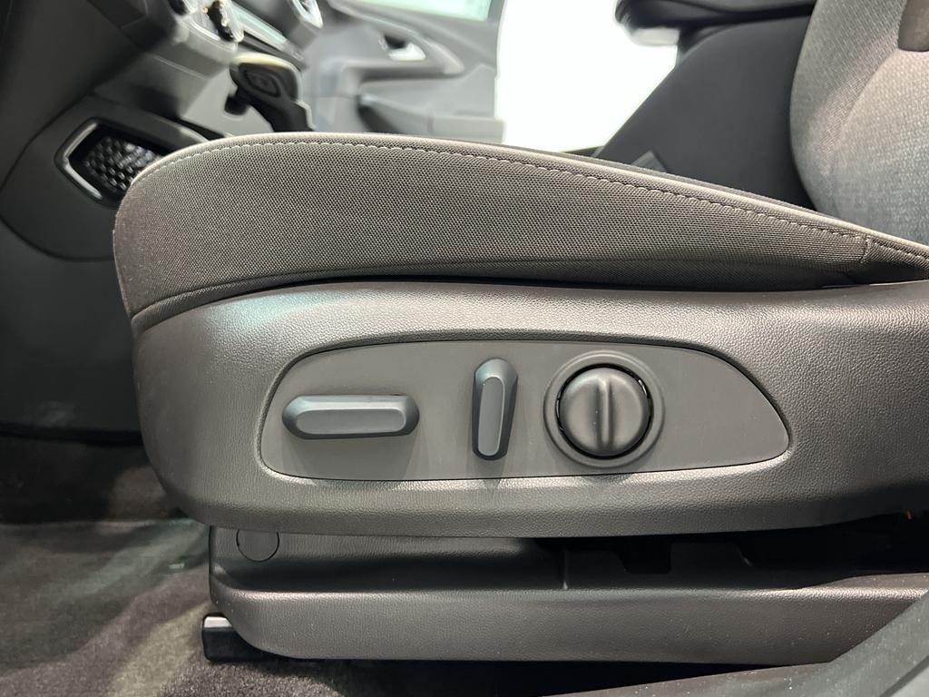 used 2022 Chevrolet TrailBlazer car, priced at $23,595