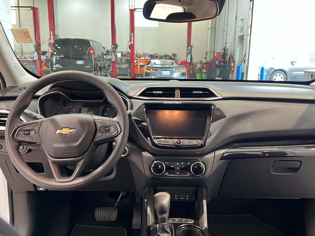 used 2022 Chevrolet TrailBlazer car, priced at $23,595