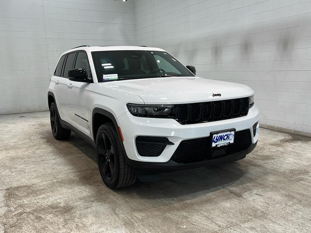 used 2023 Jeep Grand Cherokee car, priced at $34,795