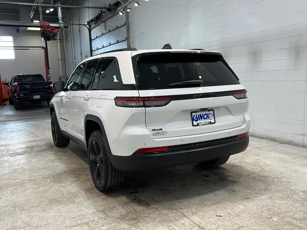 used 2023 Jeep Grand Cherokee car, priced at $34,795