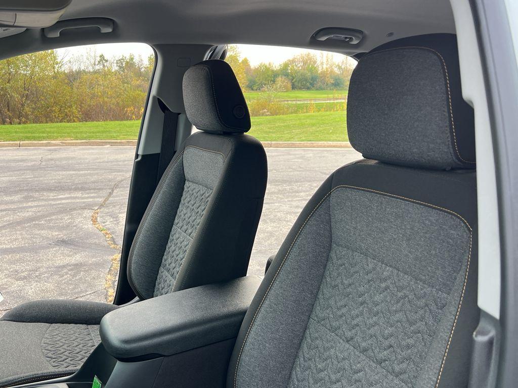 used 2024 Chevrolet Equinox car, priced at $29,295