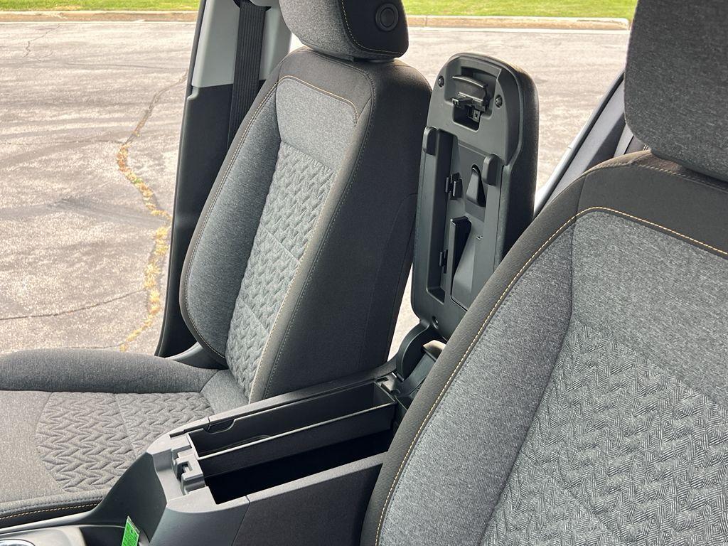 used 2024 Chevrolet Equinox car, priced at $29,295