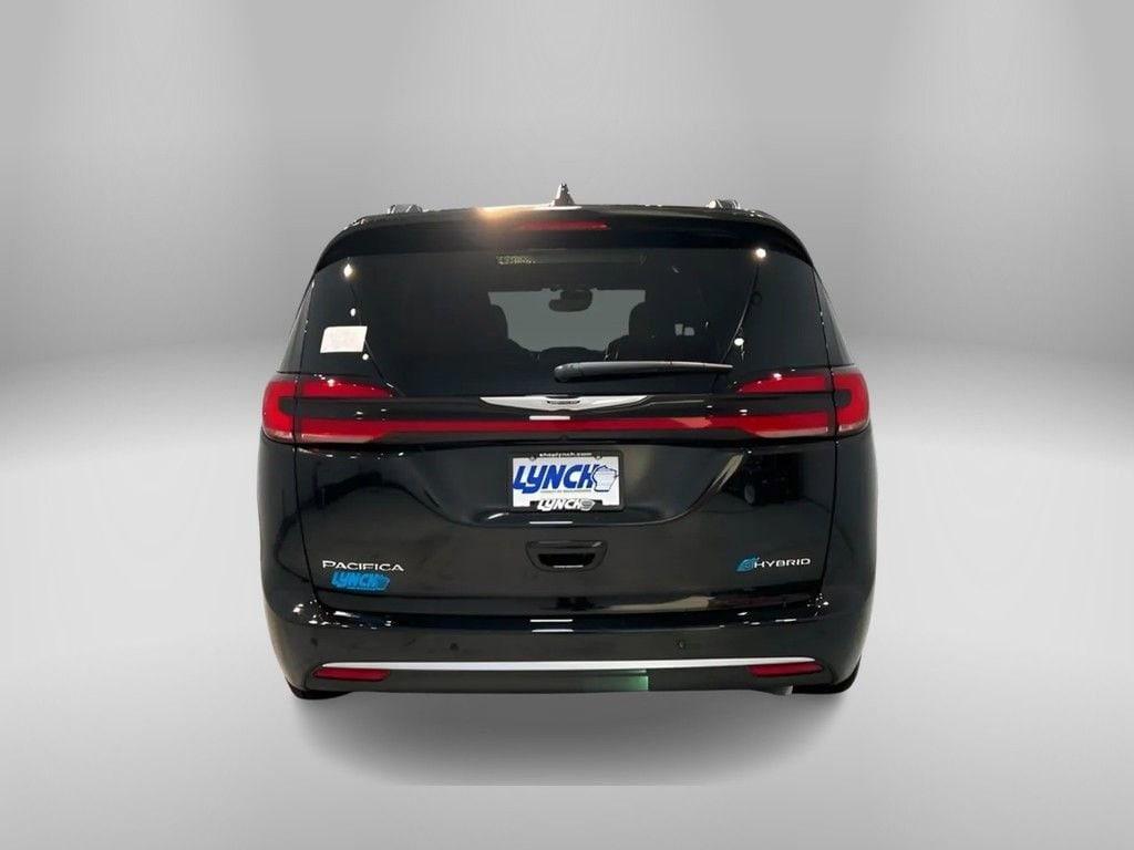 new 2025 Chrysler Pacifica Hybrid car, priced at $47,295